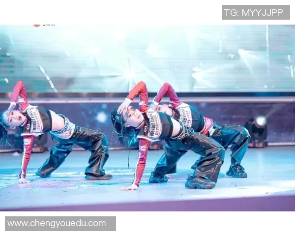 街舞技术排行榜揭晓上海街舞队荣登第八名引发热议 街舞技术排行榜揭晓上海街舞队荣登第八名引发热议