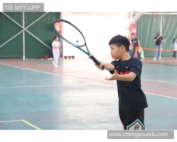 南京网球队在全国网球配合排名中创下历史新高展现团队实力与拼搏精神 南京网球队在全国网球配合排名中创下历史新高展现团队实力与拼搏精神