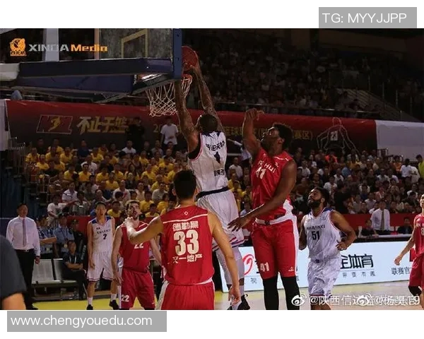 重庆篮球队的控制打法深度分析与战术解读 重庆篮球队的控制打法深度分析与战术解读